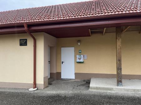 Nova AED naprava pri vaško-gasilskem domu v Budincih 2